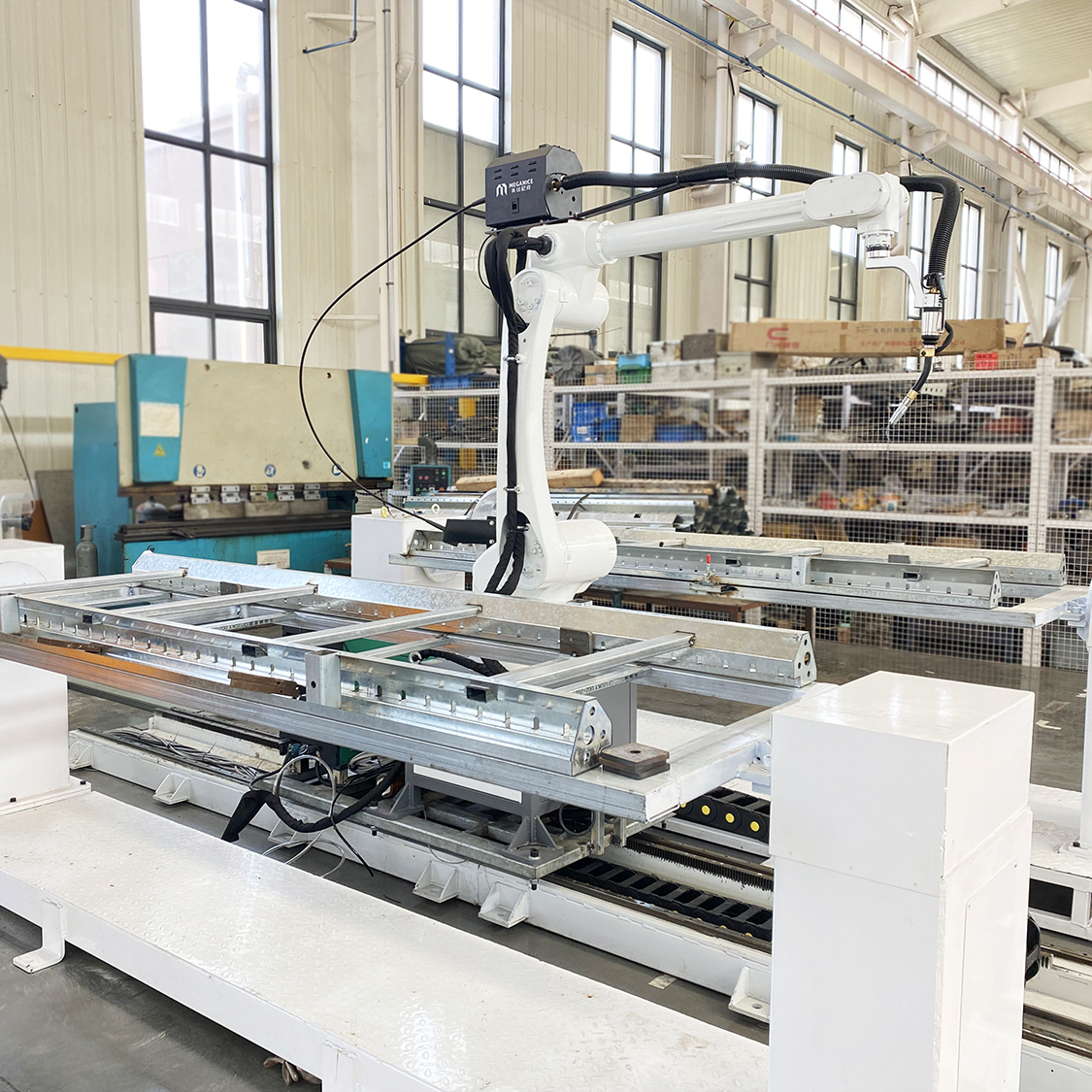 液压升降平台剪叉支架 全自动焊接机器人